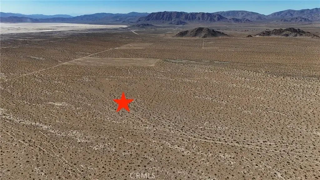 704 Haynes (near), Lucerne Valley, CA 92356 - #1