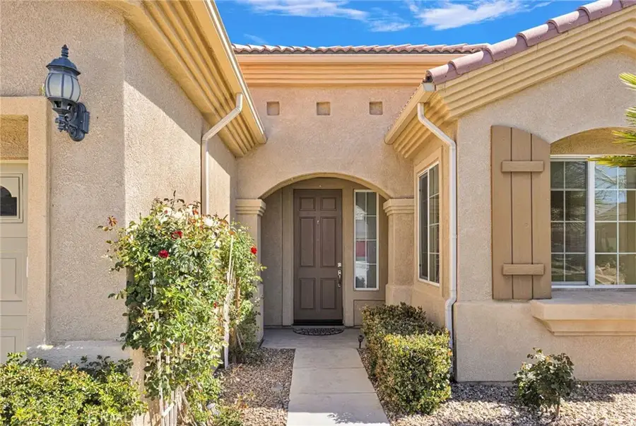 10855 Katepwa Street, Apple Valley, CA 92308 - #2