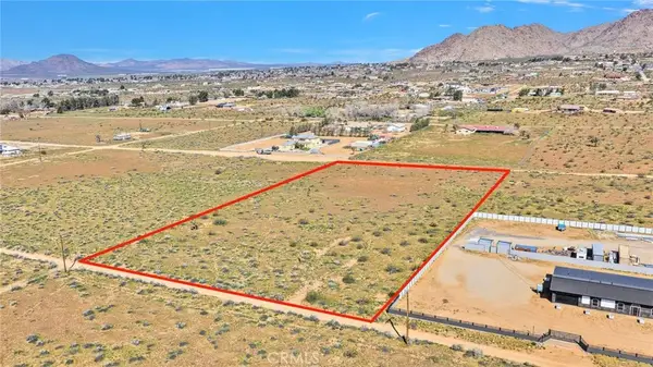 23840 Zuni, Apple Valley, CA 92307