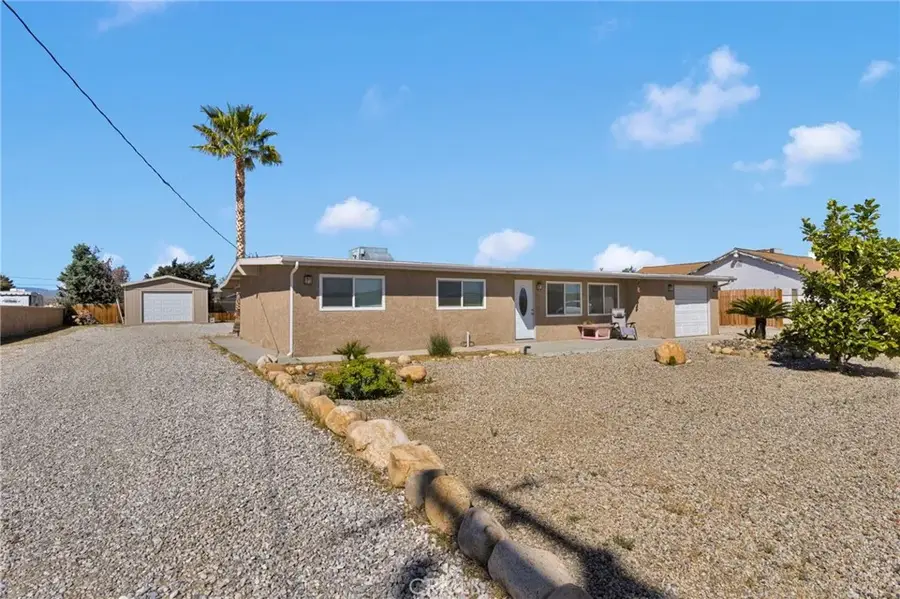 8770 Glendale, Hesperia, CA 92345 - #3