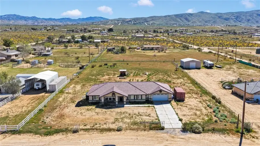 23661 Laurel, Apple Valley, CA 92308 - #2