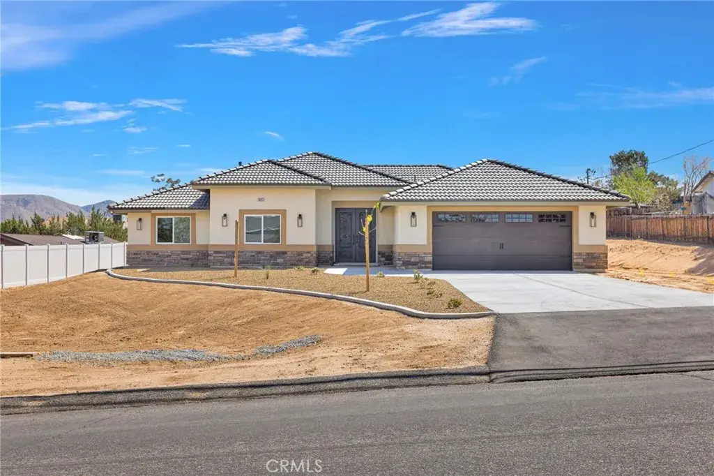 18525 Seaforth, Hesperia, CA 92345 - #1