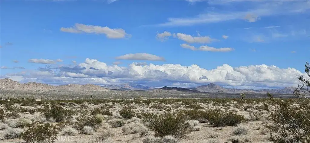 800 Donaldson, Lucerne Valley, CA 92356 - #1