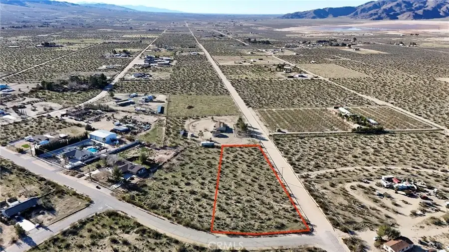 718 Clark Rd., Lucerne Valley, CA 92356 - #2