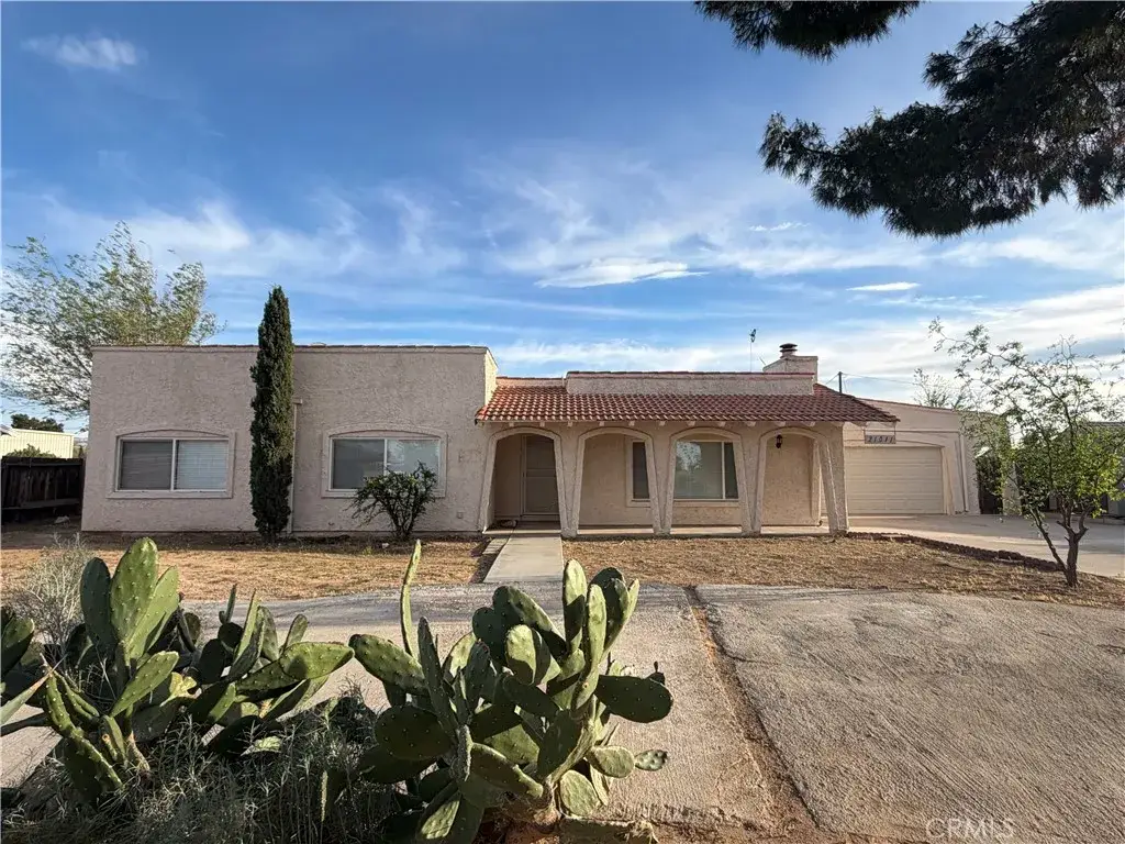 21011 Teton, Apple Valley, CA 92308 - #1