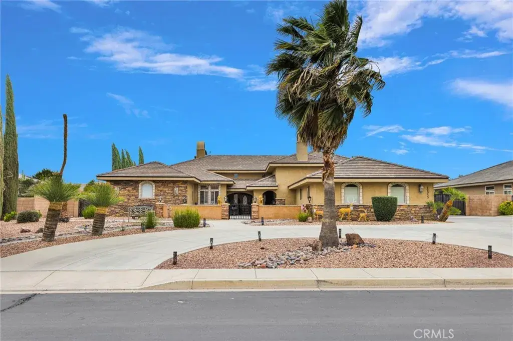 12935 Galewood, Apple Valley, CA 92308 - #1