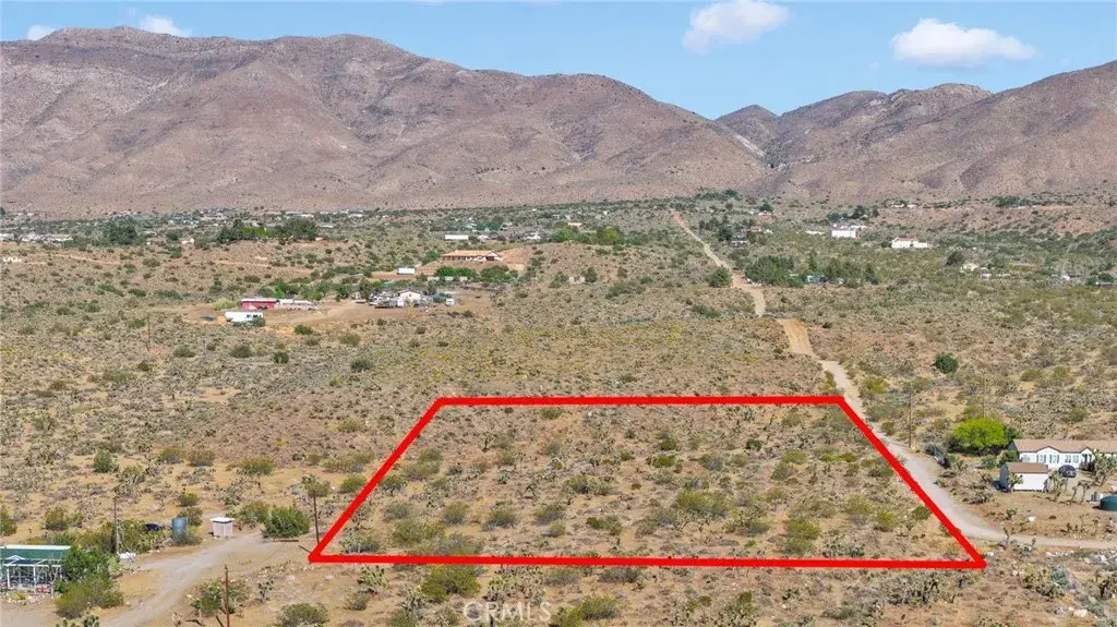 4 Lamprey, Apple Valley, CA 92308 - #1