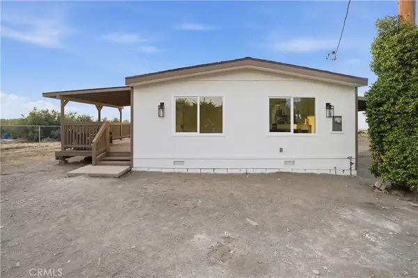 3038 White Fox Trail, Phelan, CA 92371