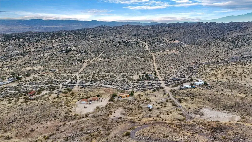 5 Redding, Yucca Valley, CA 92284 - #1
