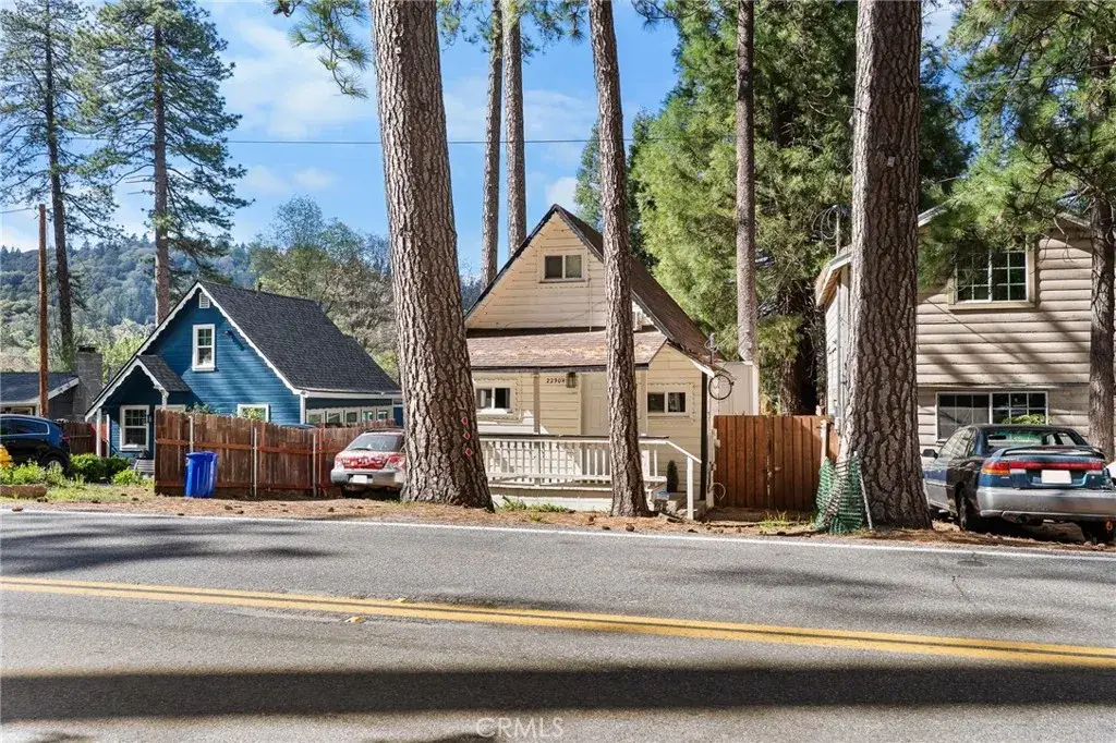 22904 Waters, Crestline, CA 92325 - #1