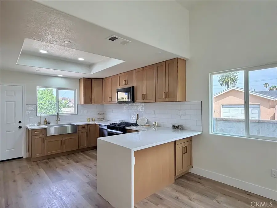 1147 N Island Avenue, Wilmington, CA 90744 - #2