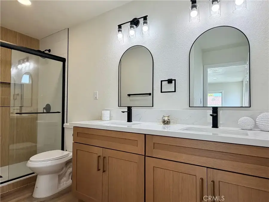 1147 N Island Avenue, Wilmington, CA 90744 - #3