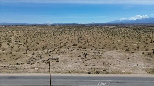 25 Aster, Adelanto, CA 92301