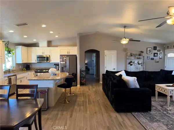 5824 White Fox Trl, Phelan, CA 92371