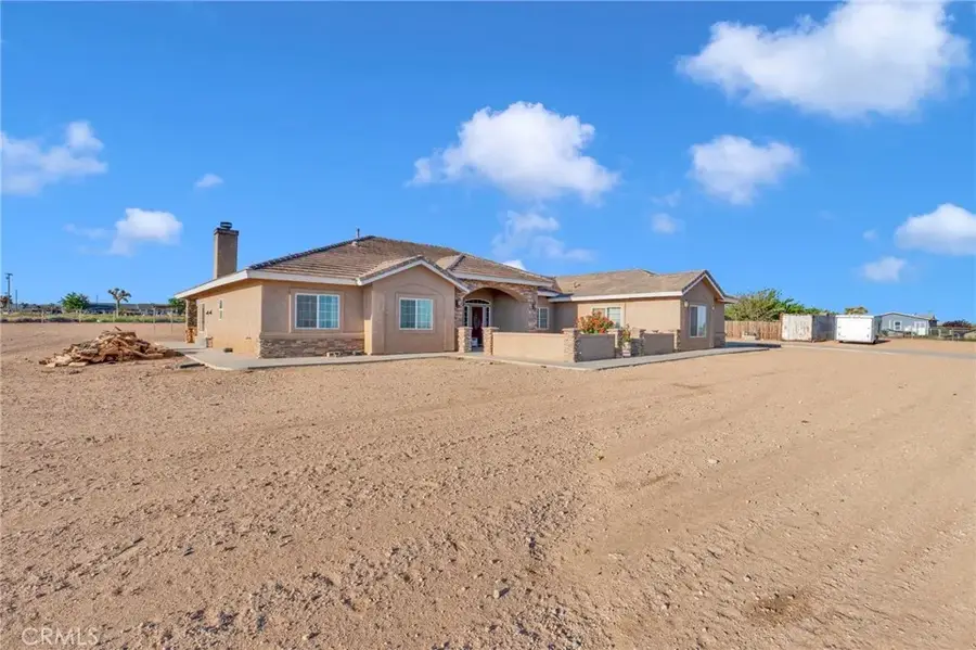 7435 Solano, Phelan, CA 92371 - #3