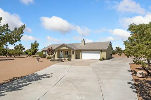 9223 Macron Street, Oak Hills, CA 92344