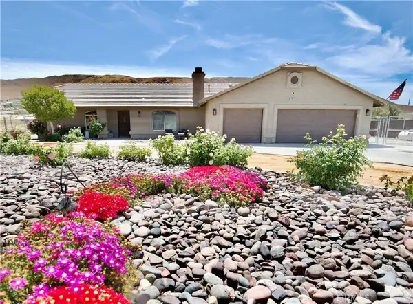 22585 Ocotillo, Apple Valley, CA 92308