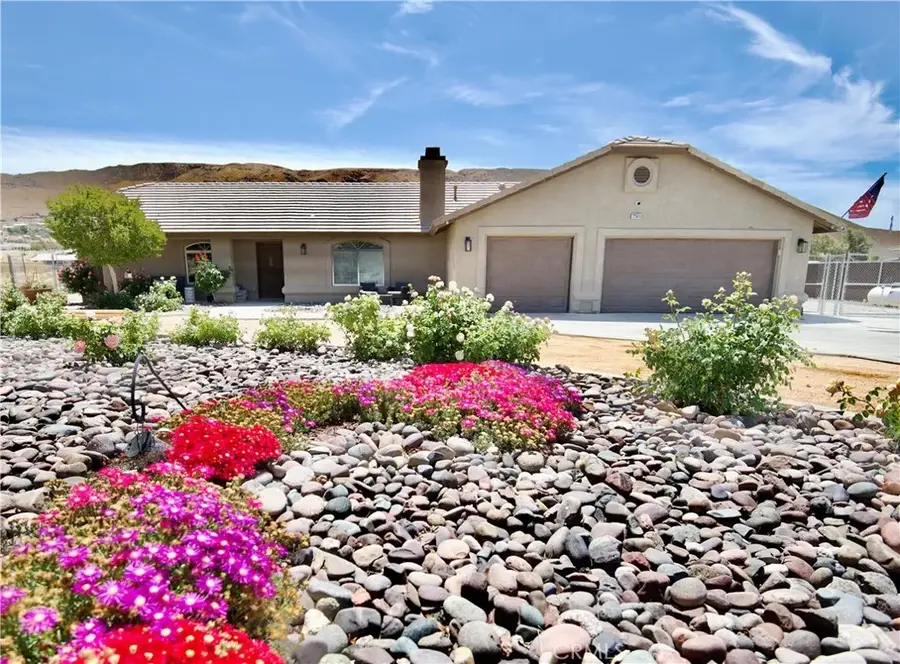 22585 Ocotillo, Apple Valley, CA 92308 - #2