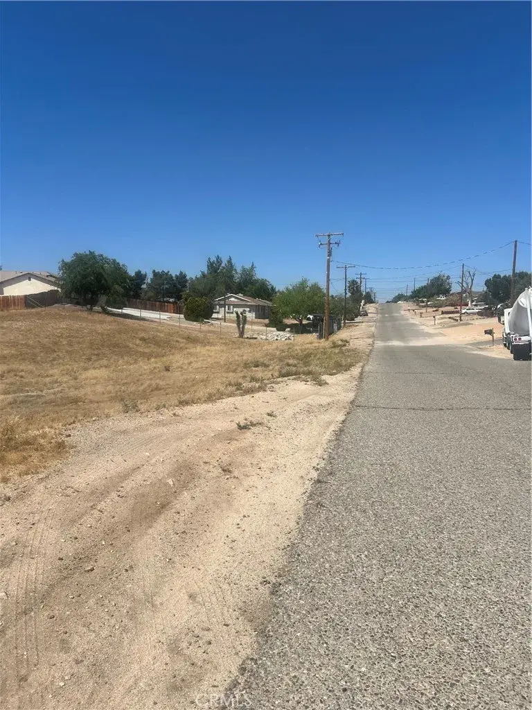 15 Hackberry, Hesperia, CA 92345 - #3