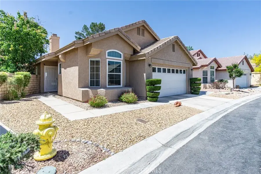 11342 Sawgrass Bend, Apple Valley, CA 92308 - #3
