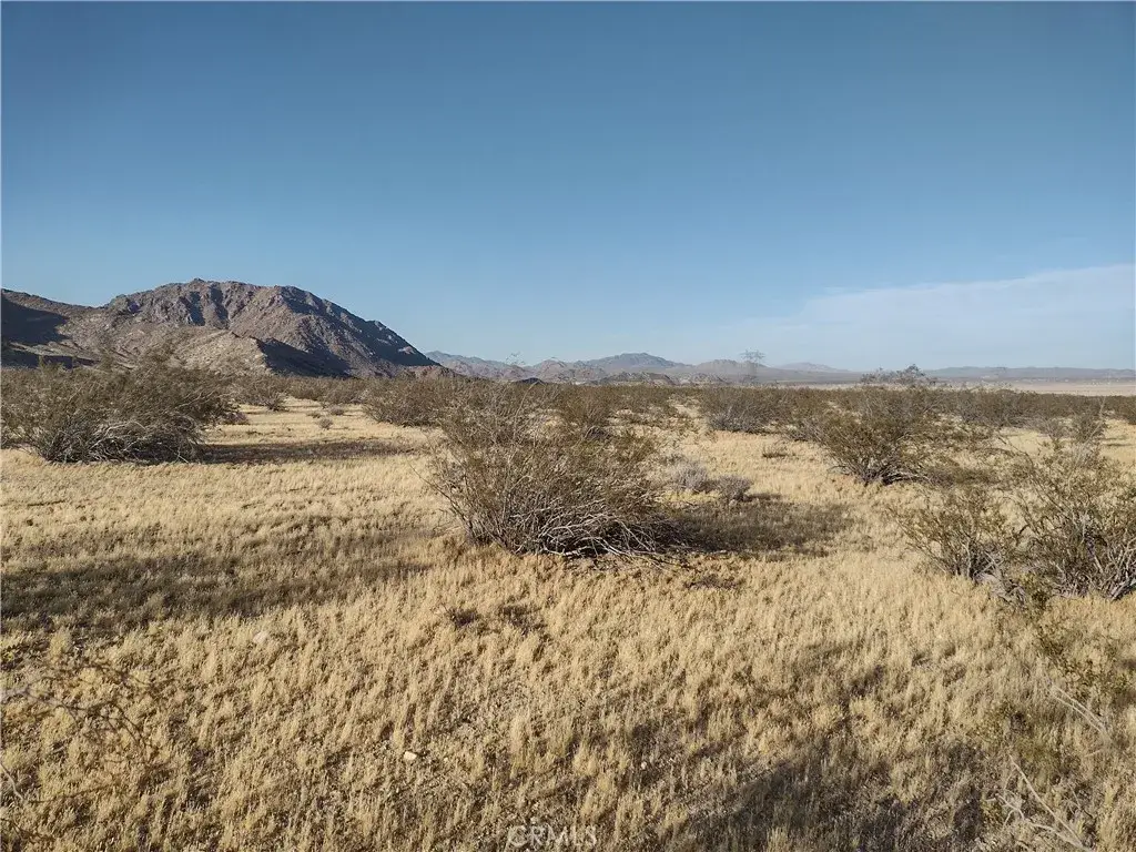 5 Venada, Lucerne Valley, CA 92356 - #1