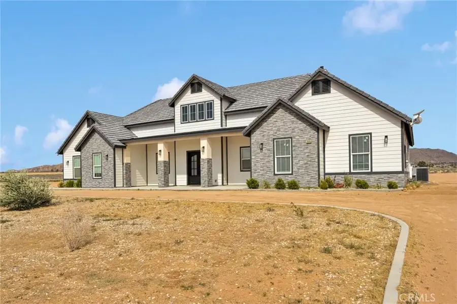 16979 Nanticoke, Apple Valley, CA 92307 - #2