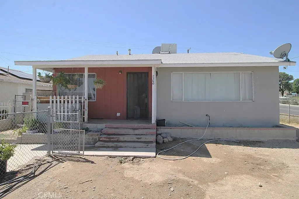 1360 Nancy, Barstow, CA 92311 - #1