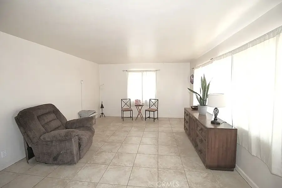 1360 Nancy, Barstow, CA 92311 - #3