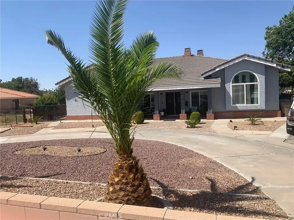 18346 Main, Hesperia, CA 92345 - #1