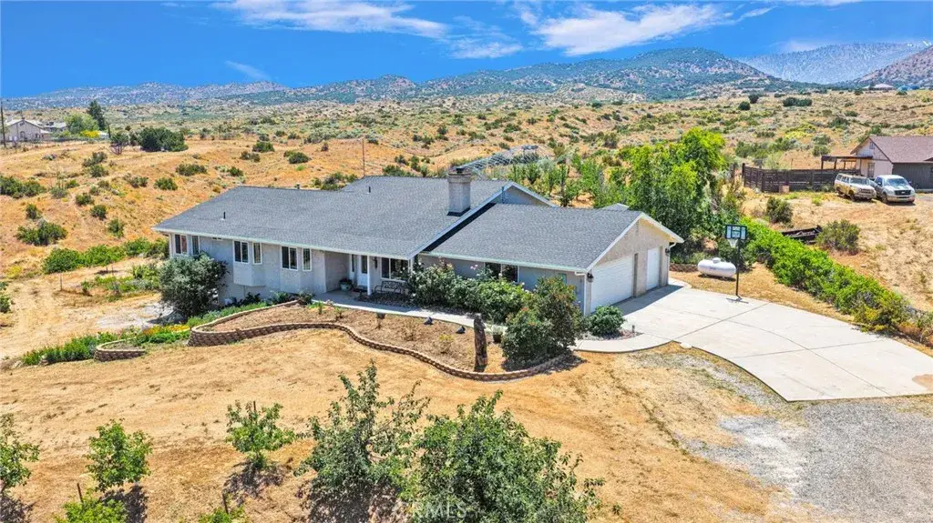 5137 Cygnet, Phelan, CA 92371 - #1