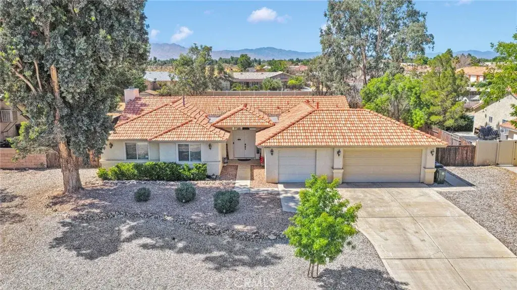 20403 Ochoa, Apple Valley, CA 92307 - #1