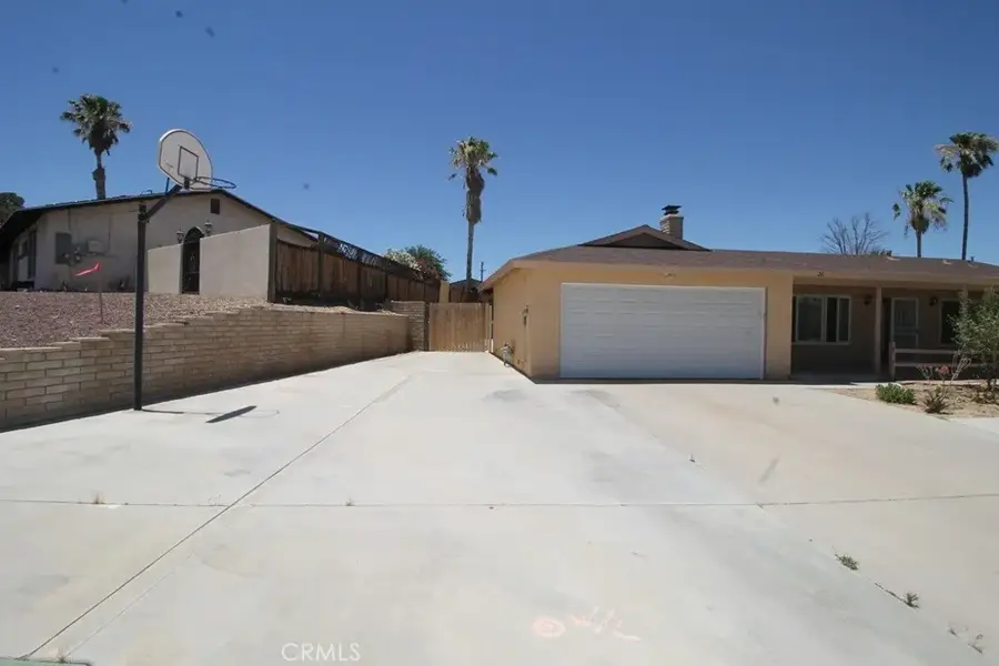 28 Barcelona Court, Barstow, CA 92311 - #3