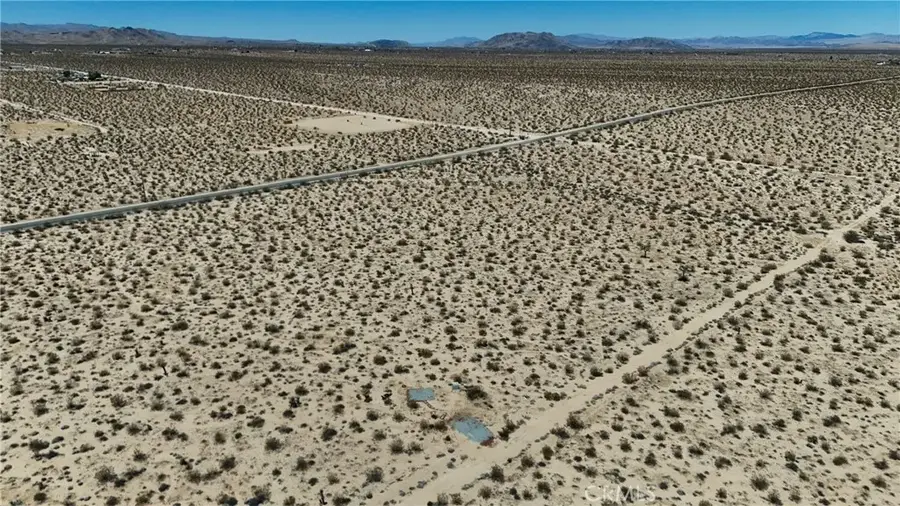 1820 Milky Way, Joshua Tree, CA 92252 - #2