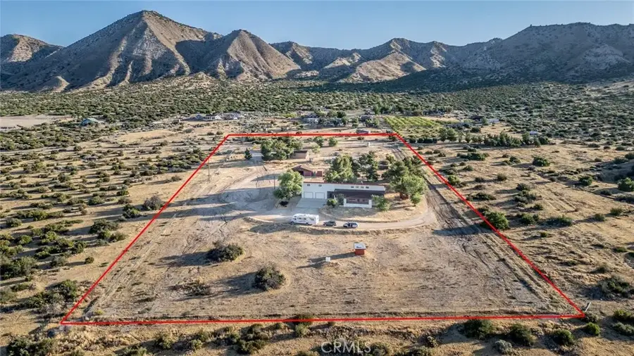 6474 Macapa, Phelan, CA 92371 - #2