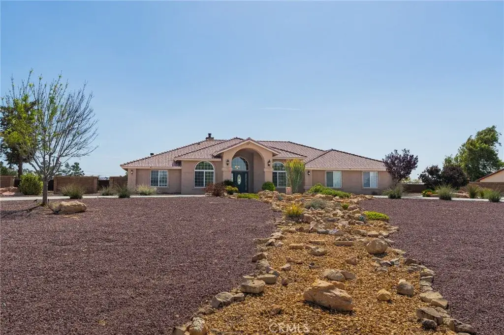 19501 Kinai, Apple Valley, CA 92307 - #1