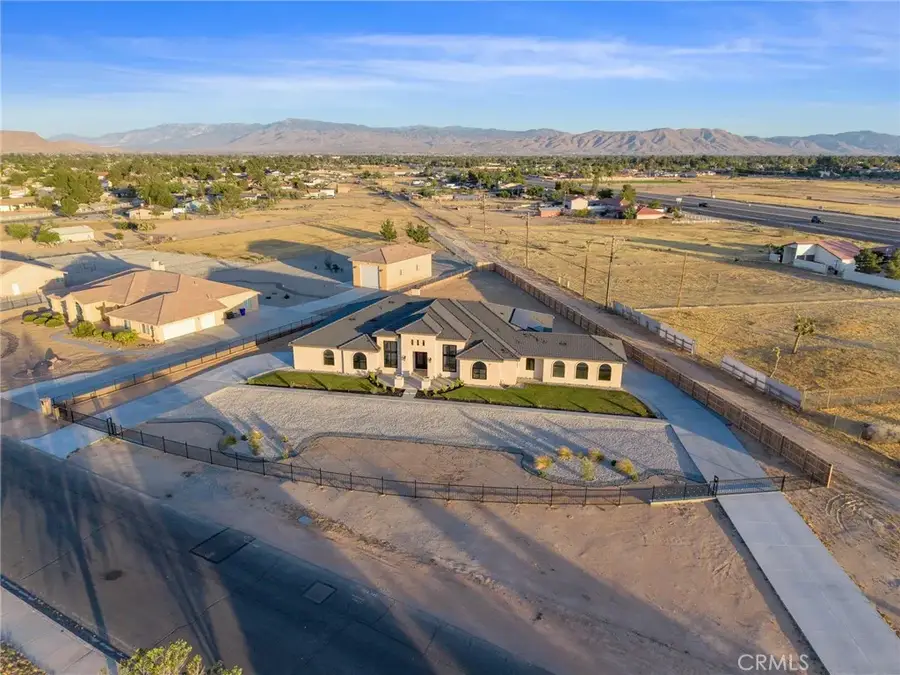 20721 Standing Rock, Apple Valley, CA 92307 - #2