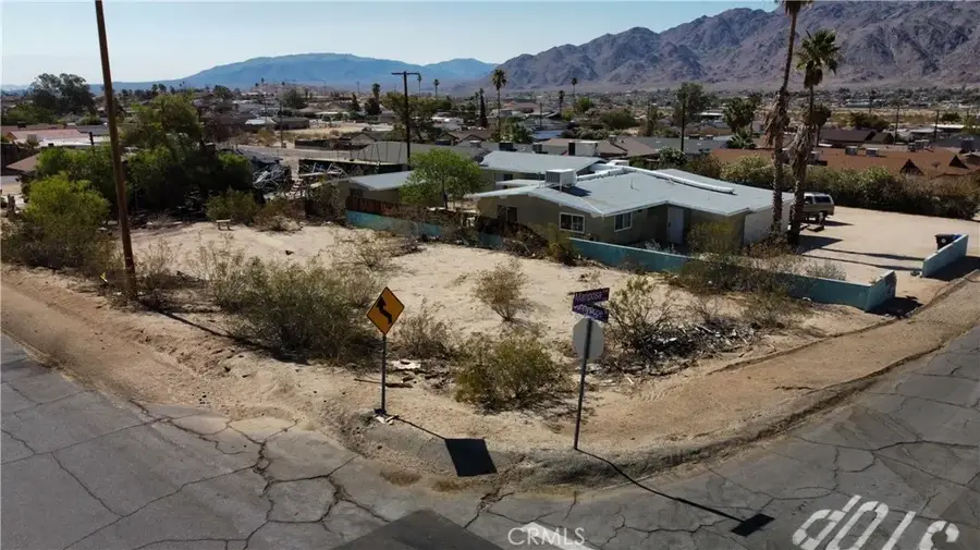 703 Sunnyslope, Twentynine Palms, CA 92277 - #3