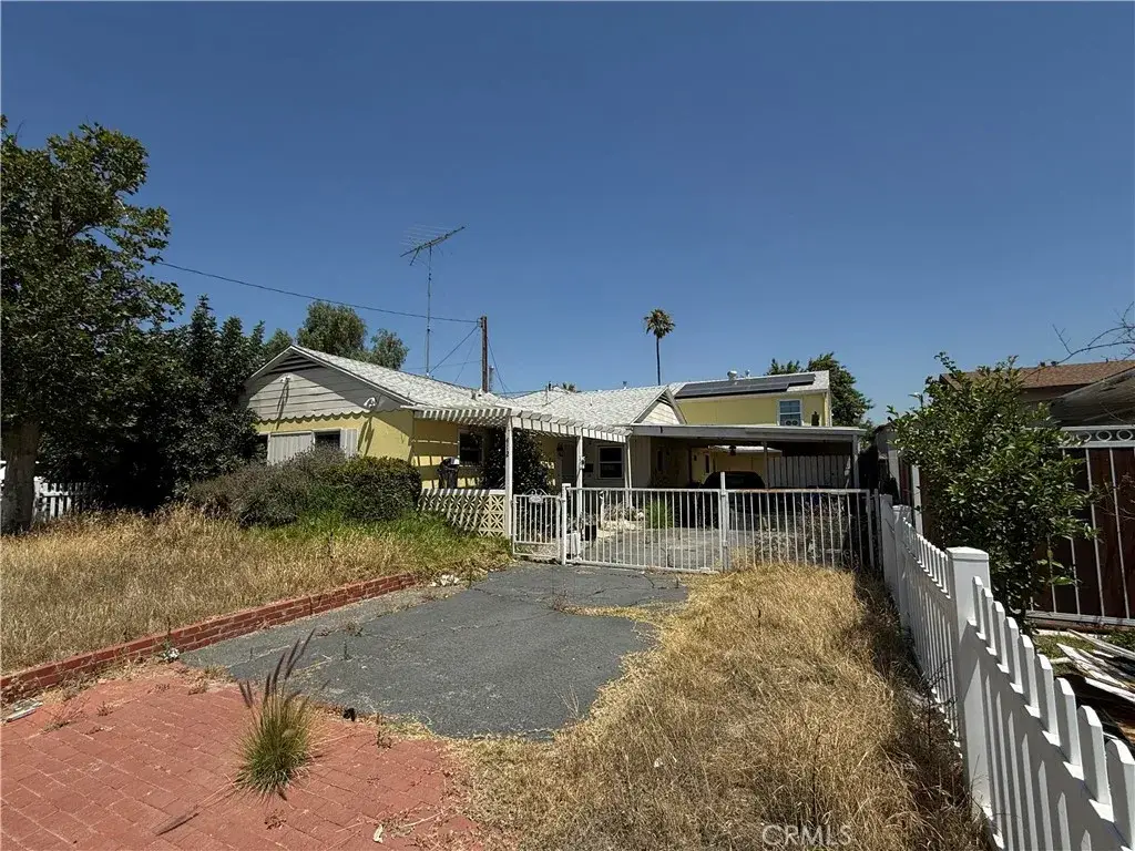 412 W 3rd, Rialto, CA 92376 - #1