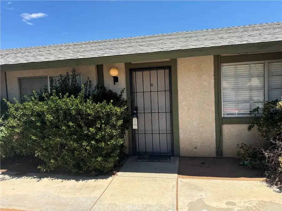 20285 Serrano, Apple Valley, CA 92307 - #3