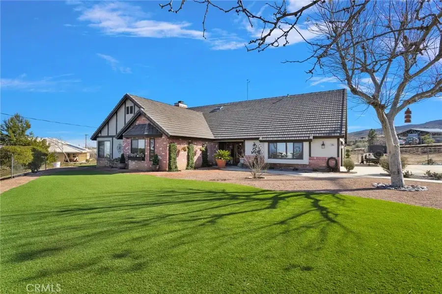5205 Snow Line, Phelan, CA 92371 - #2