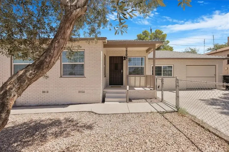 705 S 2nd, Barstow, CA 92311 - #2