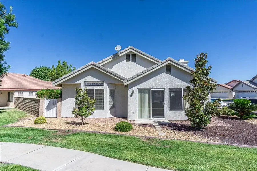 19581 Saint Andrews Way, Apple Valley, CA 92308 - #2