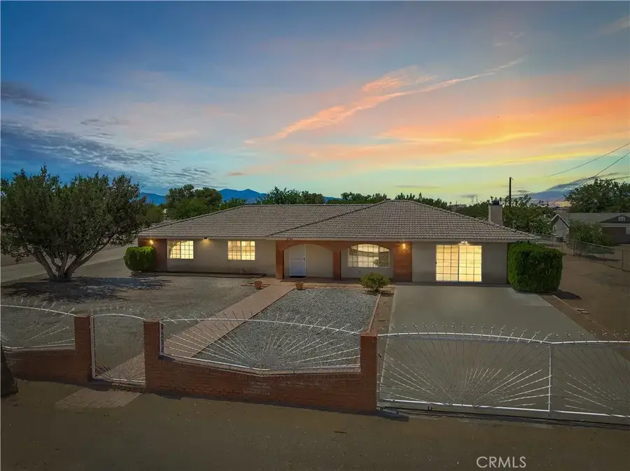 8756 Oakwood, Hesperia, CA 92345 - #3