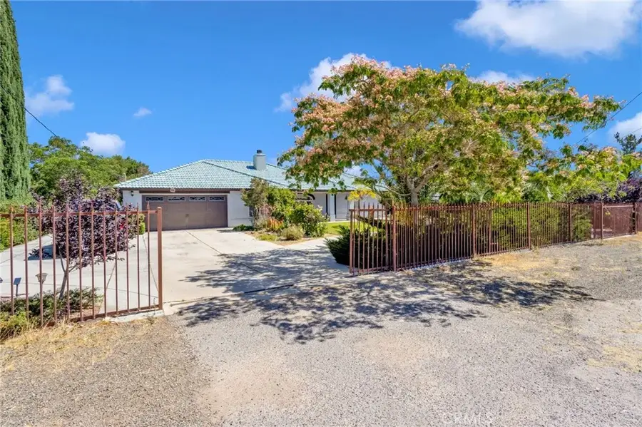 15274 Rodeo, Hesperia, CA 92345 - #2
