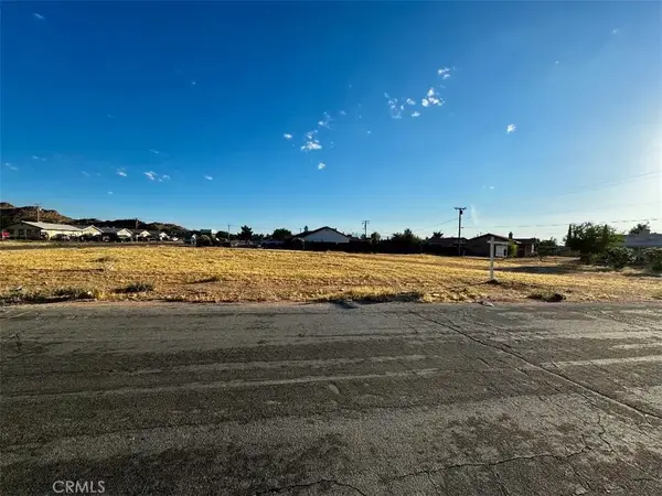 154 Broken Bow, Apple Valley, CA 92307