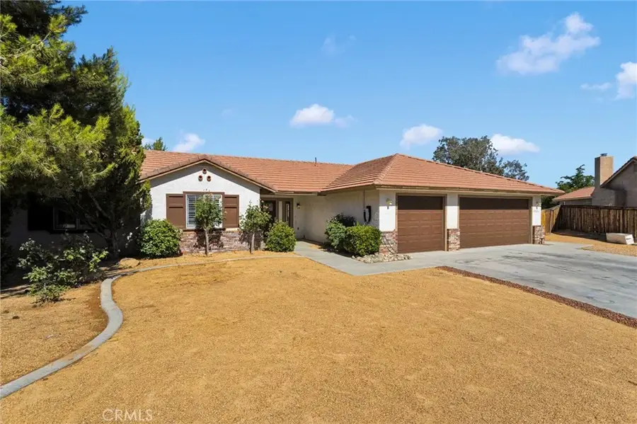 16470 Pauhaska, Apple Valley, CA 92307 - #3
