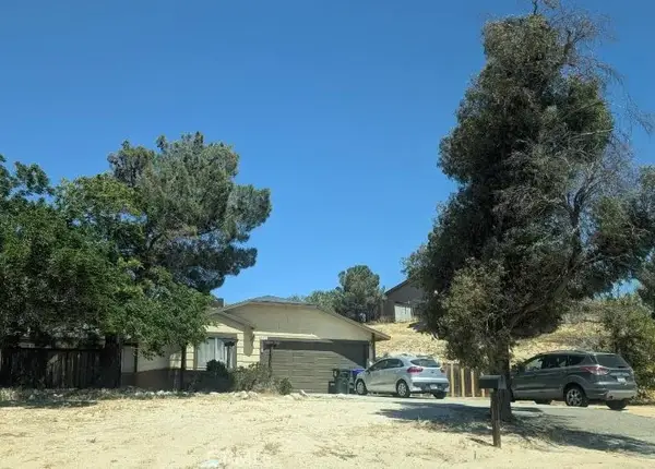13578 Dean, Victorville, CA 92395