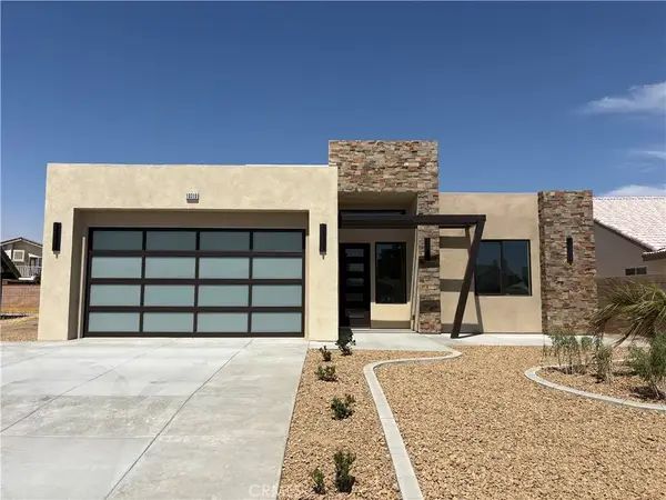 18310 Lakeview Drive, Victorville, CA 92395