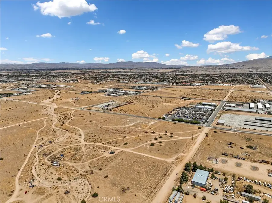 108900 Hercules, Hesperia, CA 92345 - #3