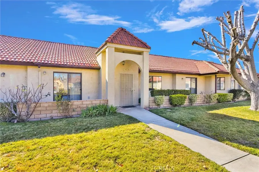 19228 Cottonwood Drive, Apple Valley, CA 92308 - #2